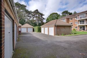 Rear External- click for photo gallery